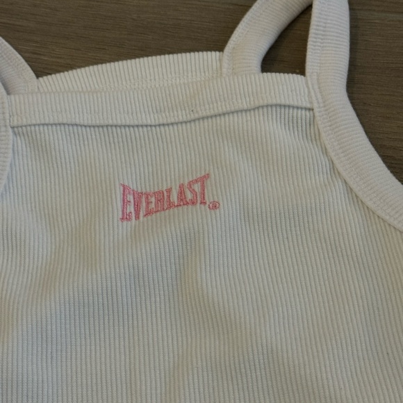 Everlast Pink Crop Tank - Picture 5 of 5